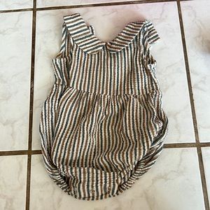 Rylee and Cru bubble